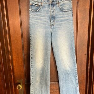 Levis Ribcage Straight Ankle Women's Jeans- size 29 with 27 inch inseam